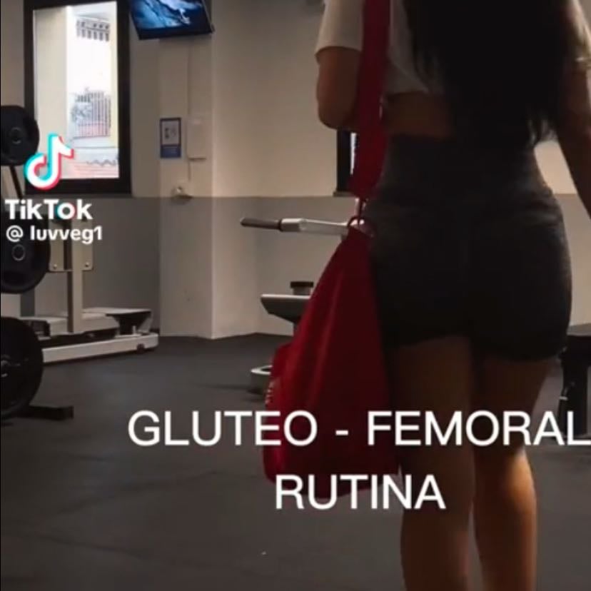Miercoles-Glúteo + Femoral - Hiptrups (10 reps) 4 series entre cada una 10 segundos sostenidos/ Sentadila búlgara 10 sin peso y rápidas (4 series de 12 con peso) / peso muerto (4 series de 12)