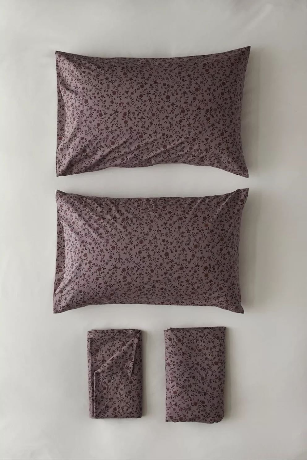 Urban outfiters Bed sheets Twilight inspired