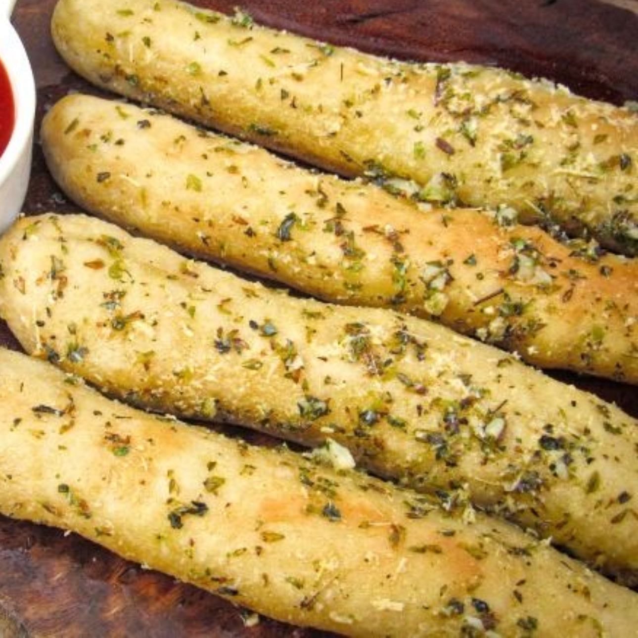 Palitos de pan con ajo & queso - (Pre diabéticos ??)