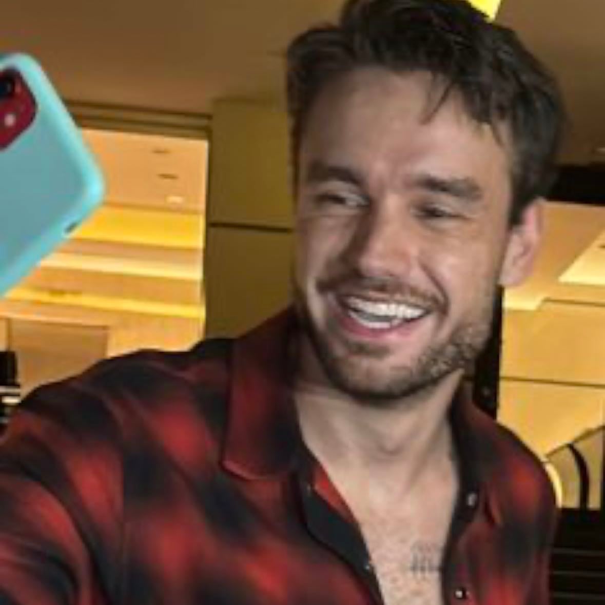 LIAM MERCH!! - Ofc I need Liam merch.
