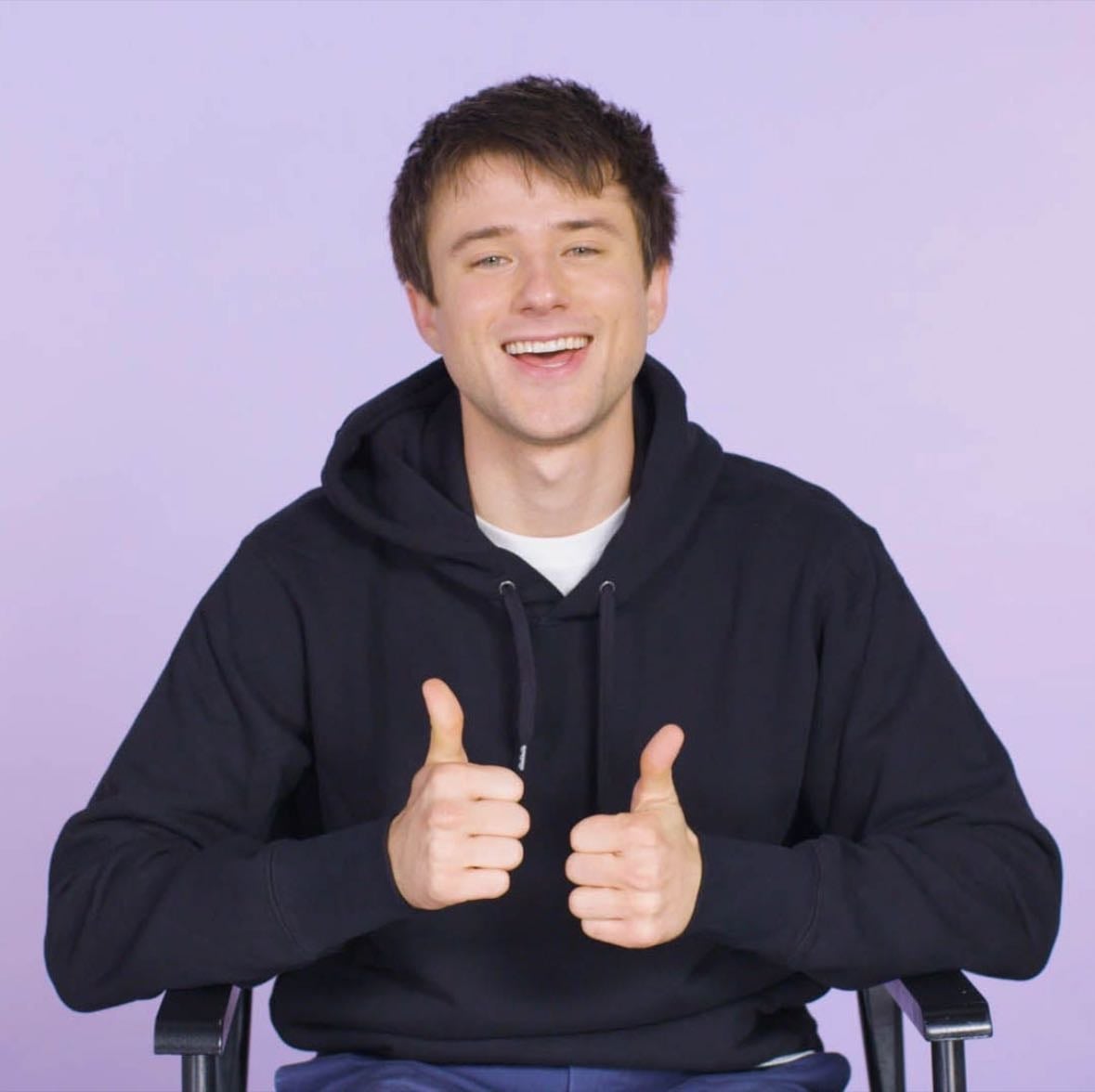 Alec Benjamin merch - Iโve loved him and his music since he first came out in like 2017-2018 and I just rlly want any of his merch atp ๐ญ