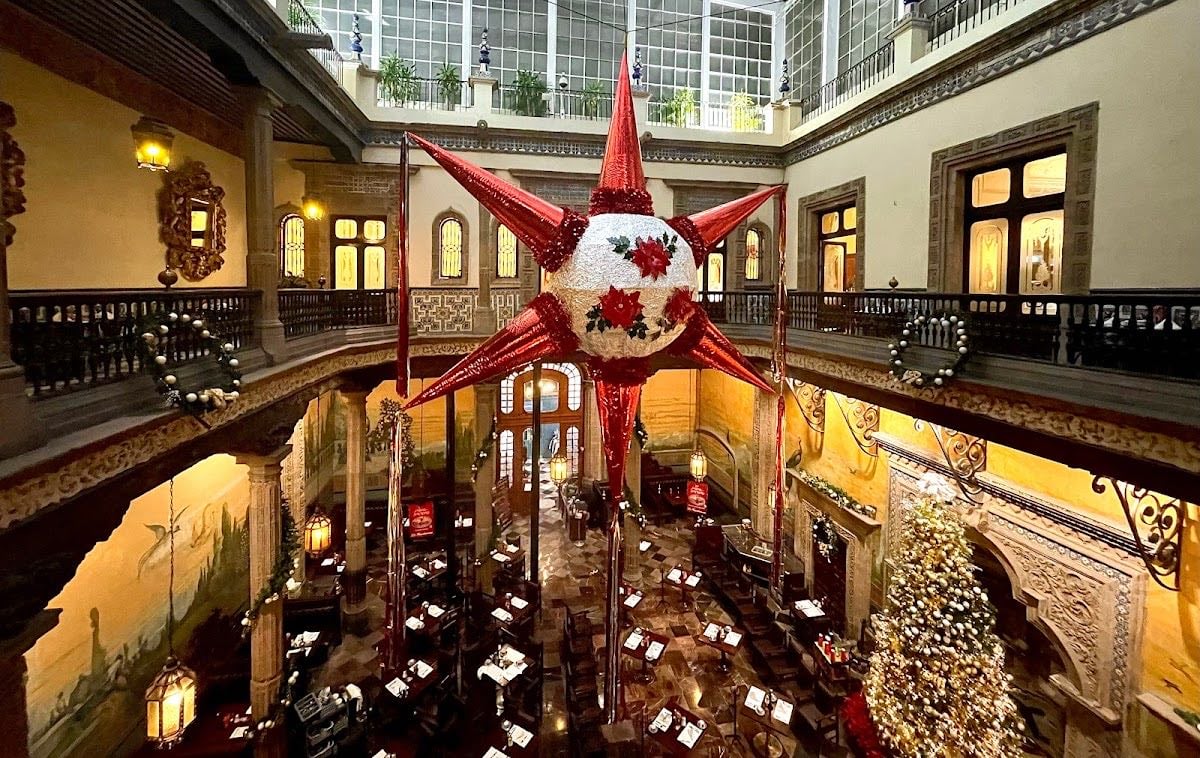 Sanborns Madero "Casa de los Azulejos"