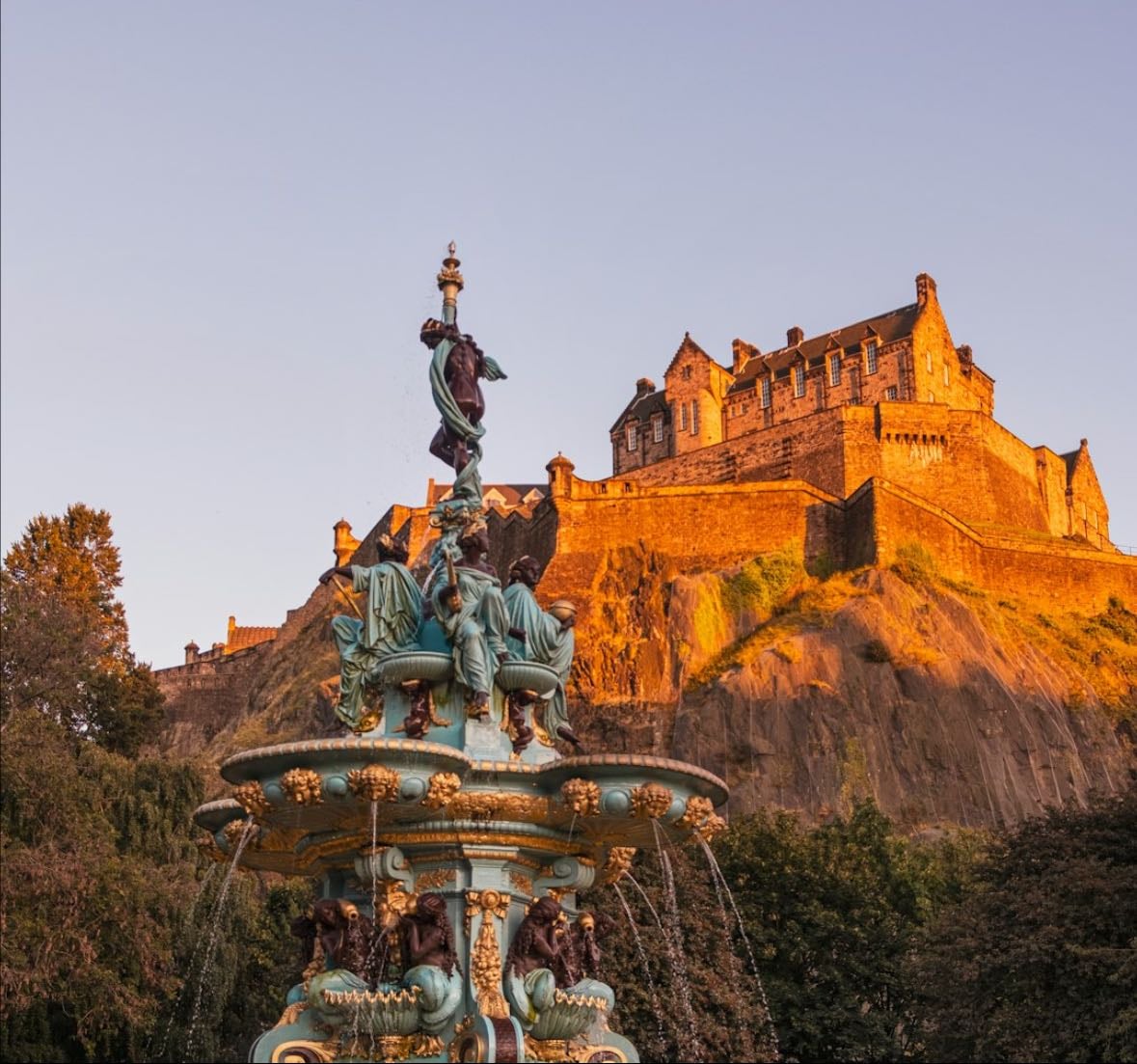 Edinburgh ๐๐ง๏ธโ๏ธ - Places hypelist by Holly Poyser