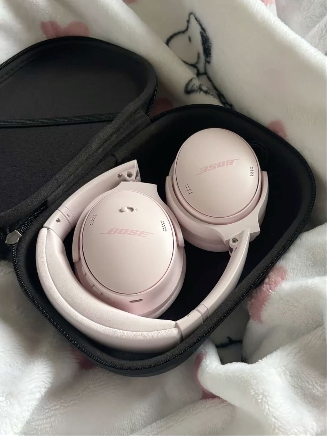 pink bose headphones - (please i’ll cherish it forever)