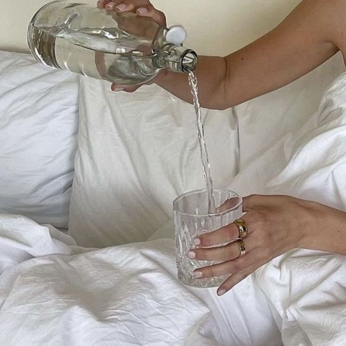 Iniciar el día con un vaso de agua
