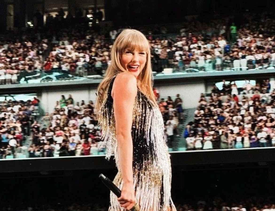 top 10 taylor swift songs🤍 - other hypelist by Lilia C