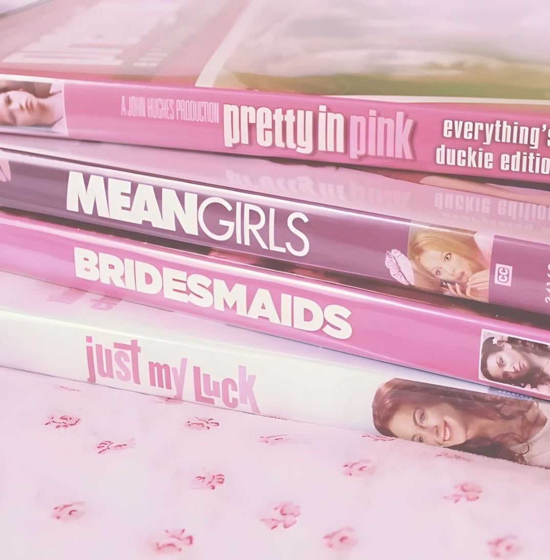 𝗥𝗼𝗺𝗰𝗼𝗺𝘀 🎬👛