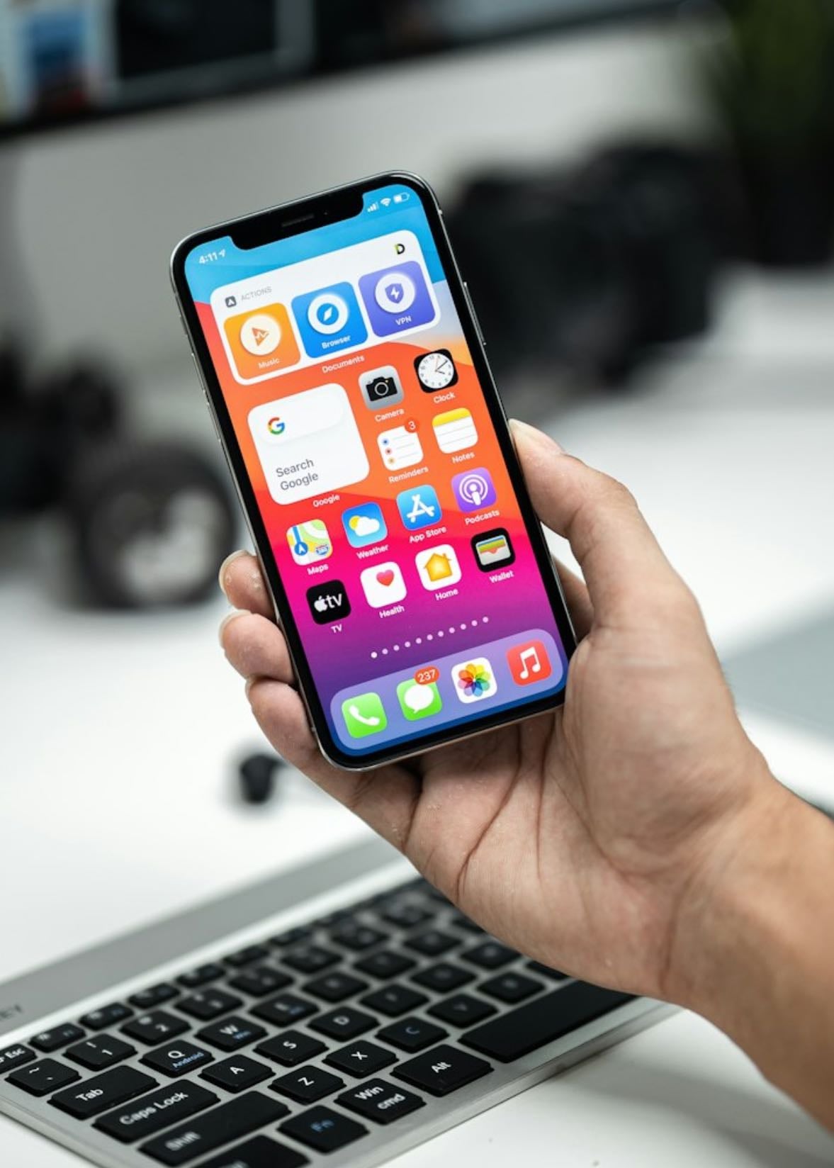 clear your digital spaces - gmail, phone gallery, people u follow on social media