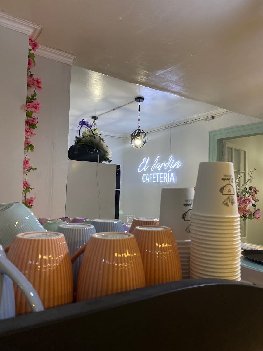Cafetería “El Jardín”