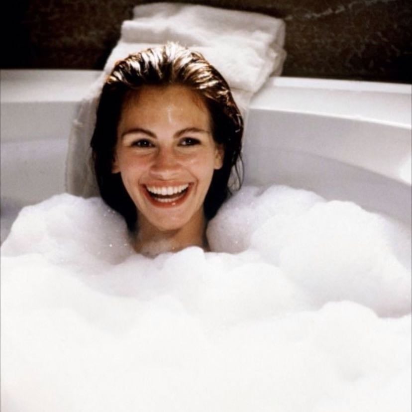 Pretty woman - MI PELI FAVORITA me la he visto varias veces y súper top!!! Julia Roberts y su sonrisa me encantan