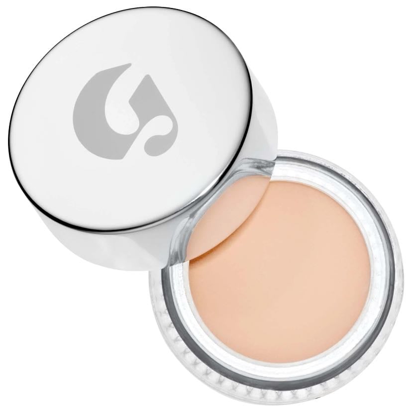 Glossier stretch concealer - Es sin duda el mejor corrector para esos días donde no quieres llevar mucho maquillaje. Es hyper hidratante, tiene una textura a aceite/mantequilla así que es el mejor amigo de las ojeras secas