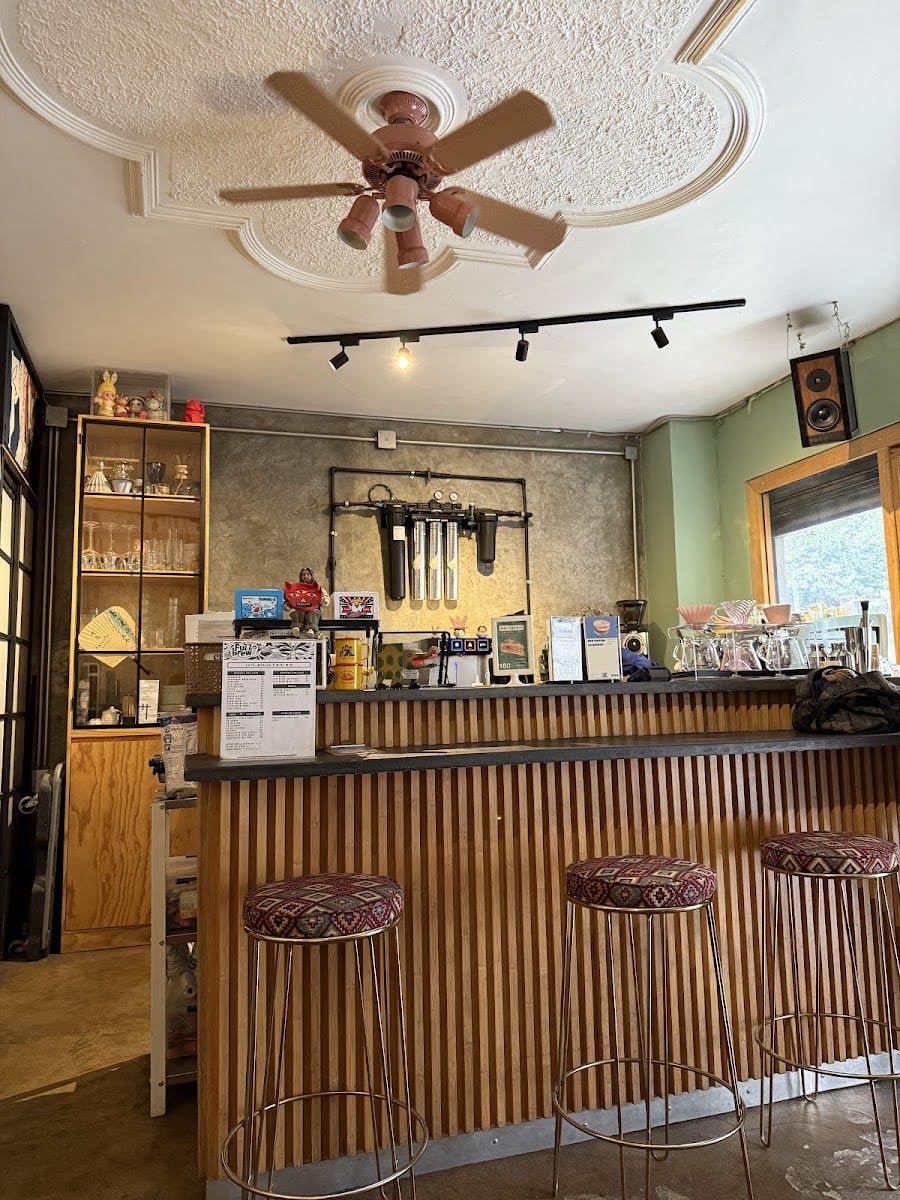 Fuzz & Brew - café