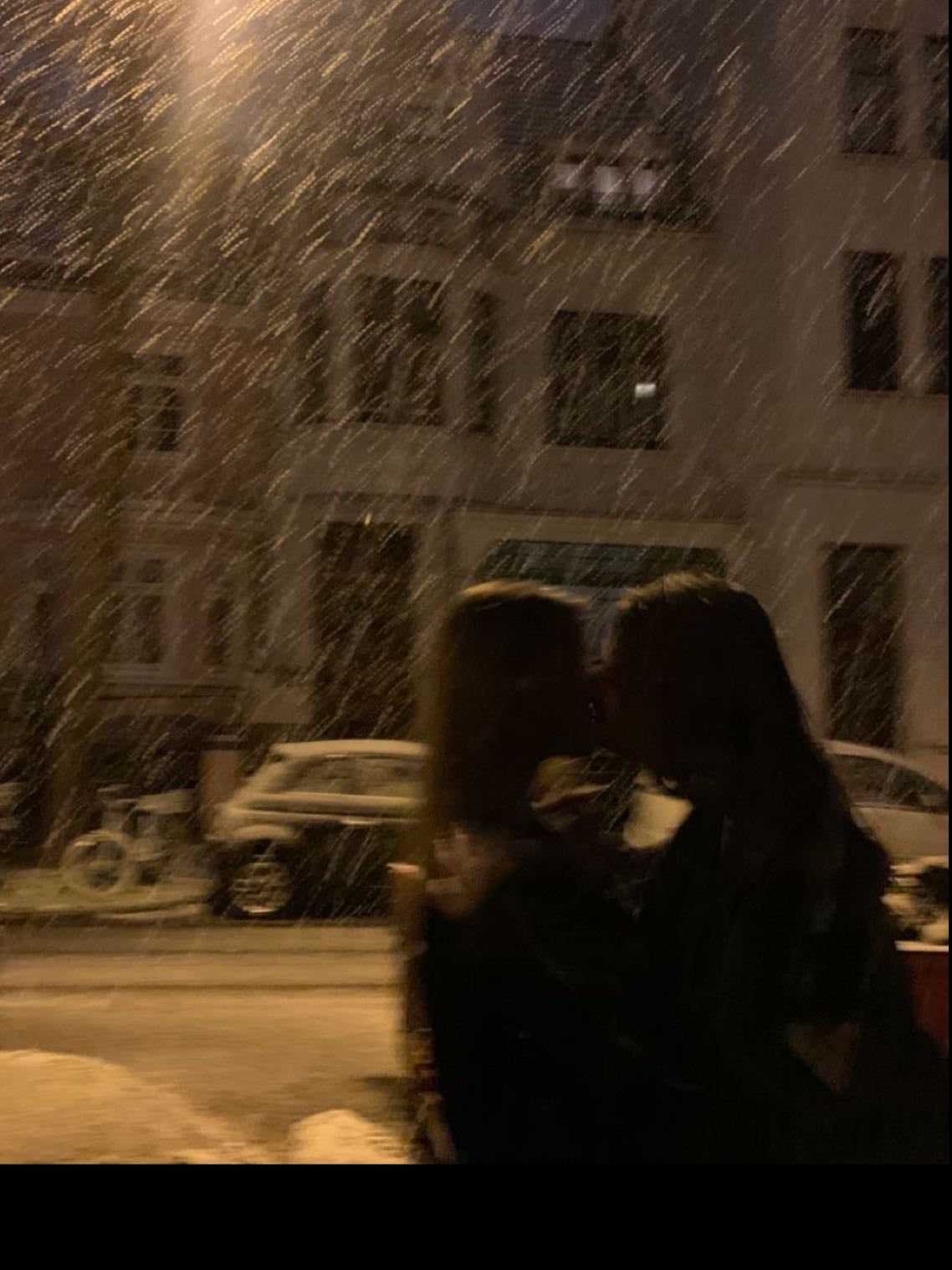 kissing in the rain