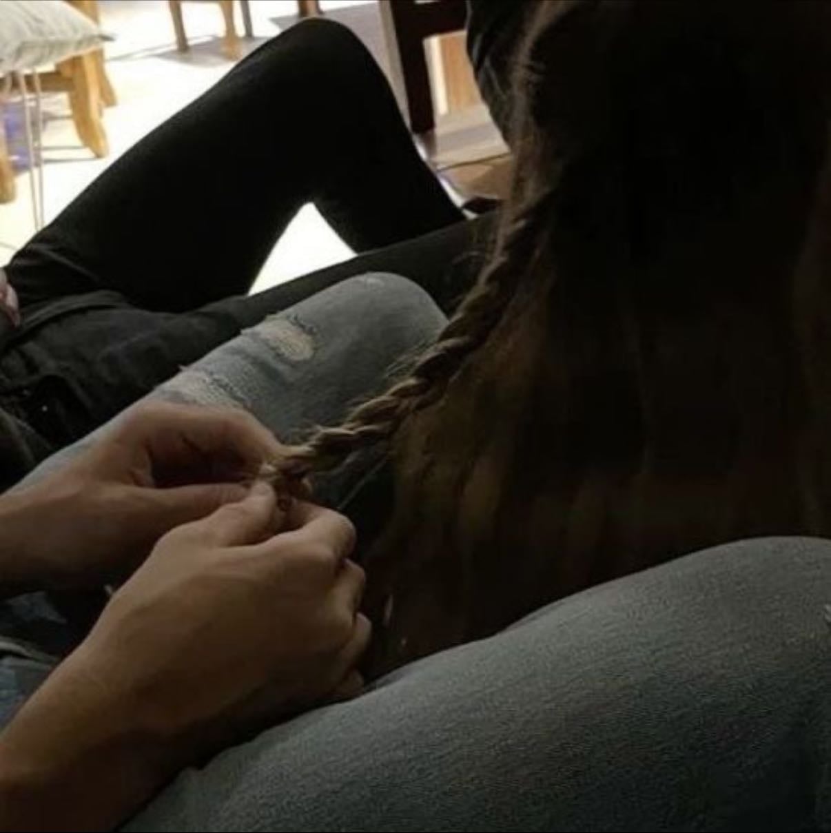 them playing w/my hair