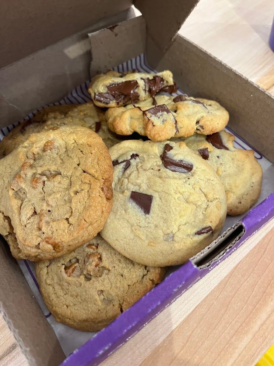 Insomnia Cookies - Open 11am - 1am