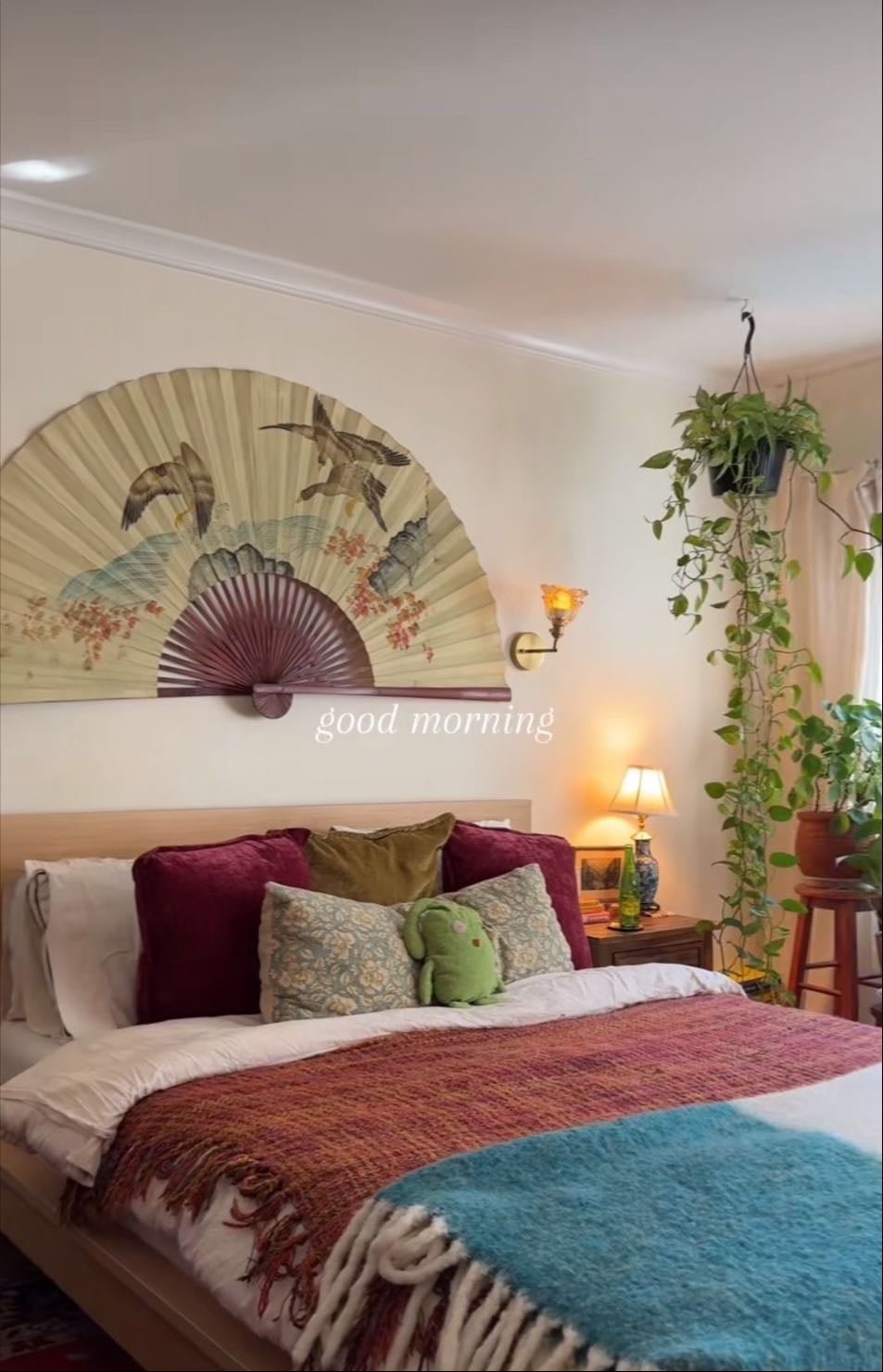 fan headboard