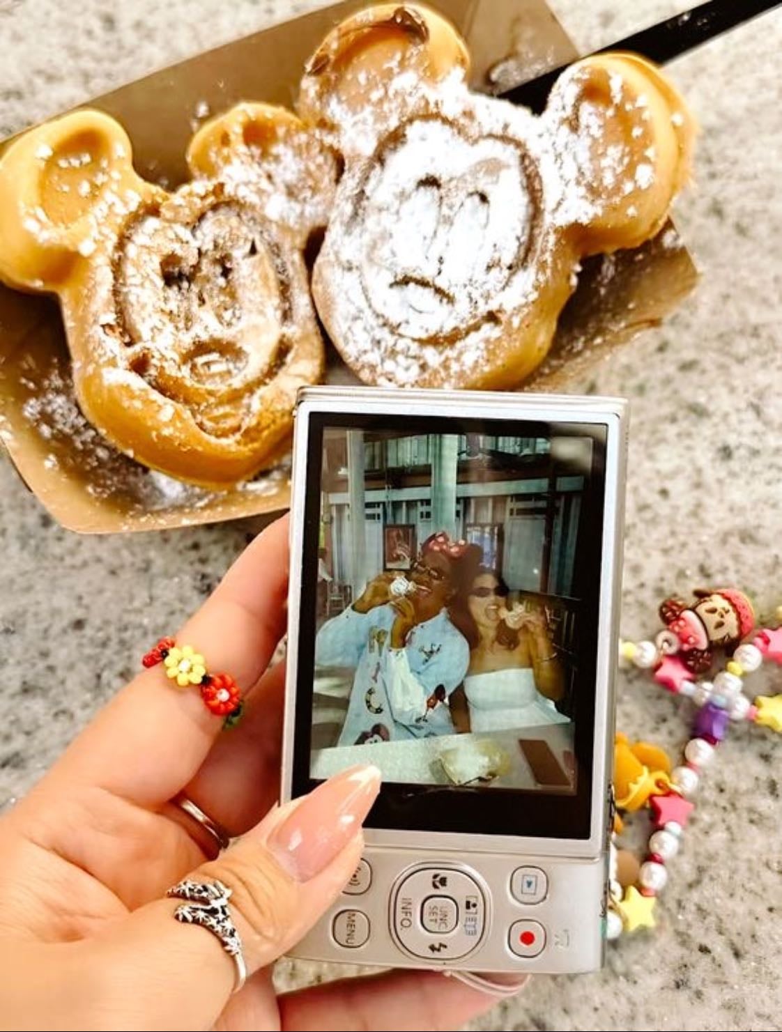 digi + beignets