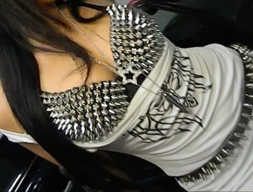 studded bras - need