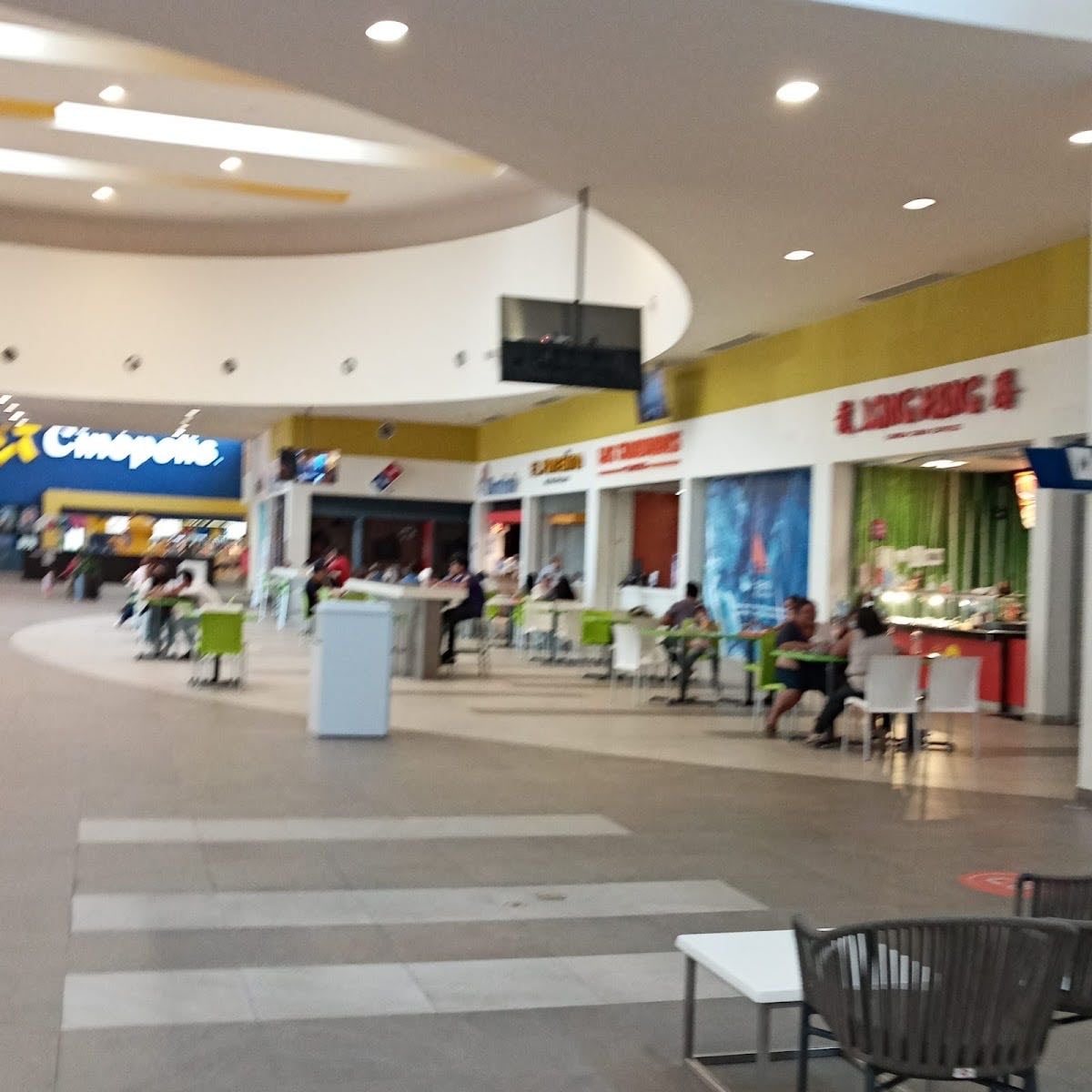 Plaza El Dorado