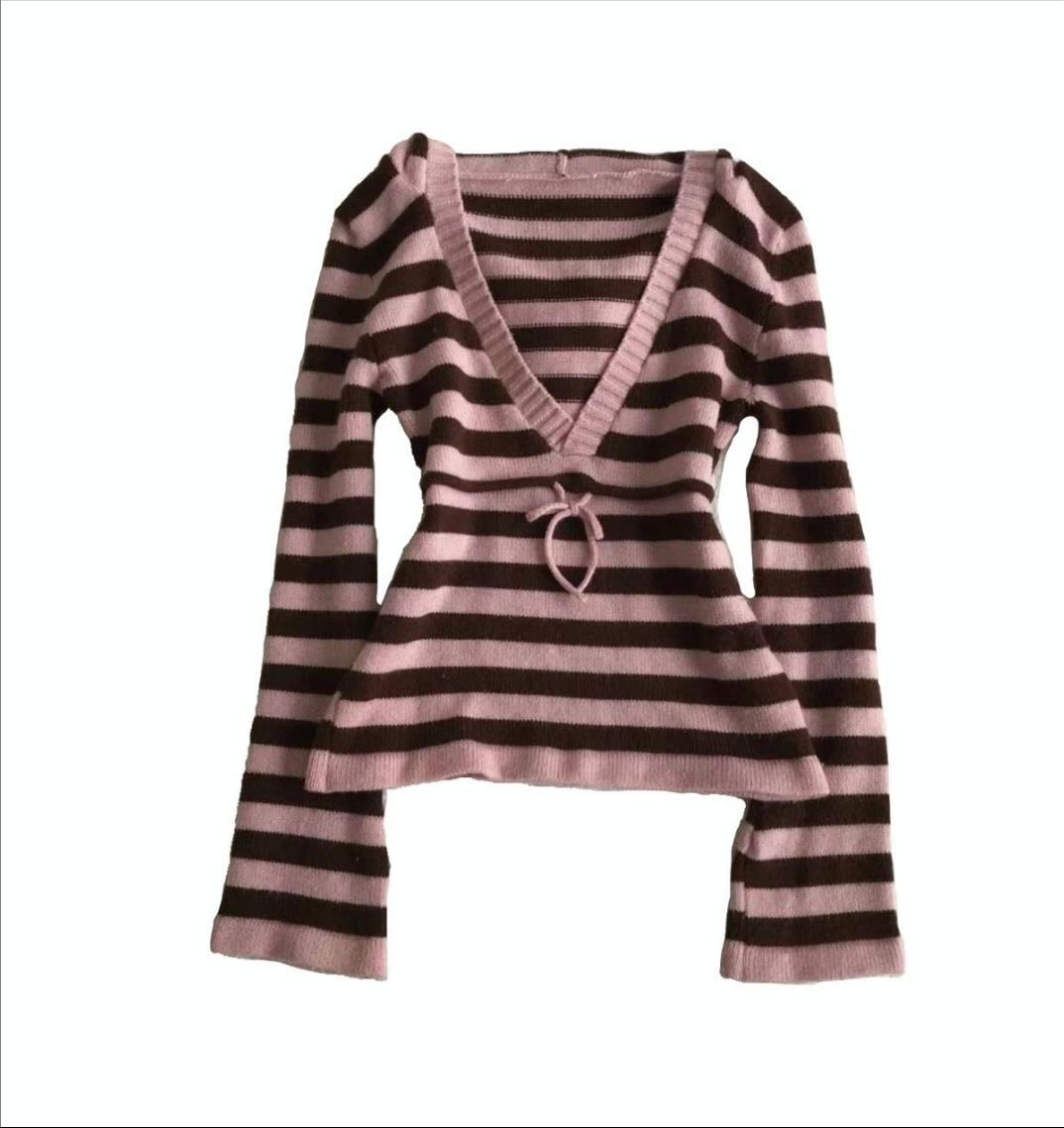 #sweater - This will match my phone case😚