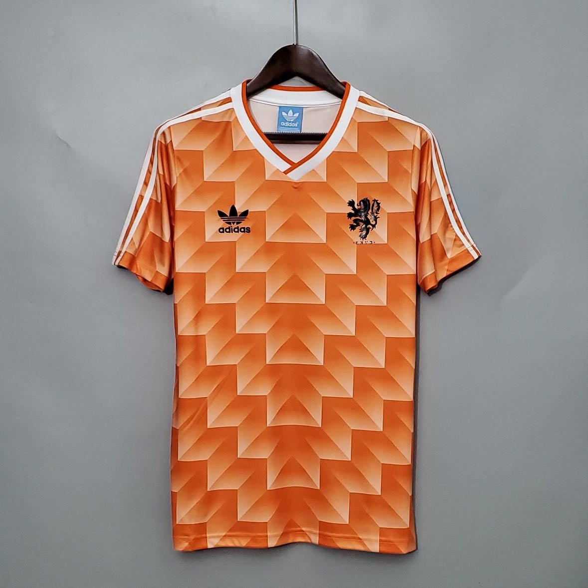 Netherlands 1988 - Geometric orange pattern