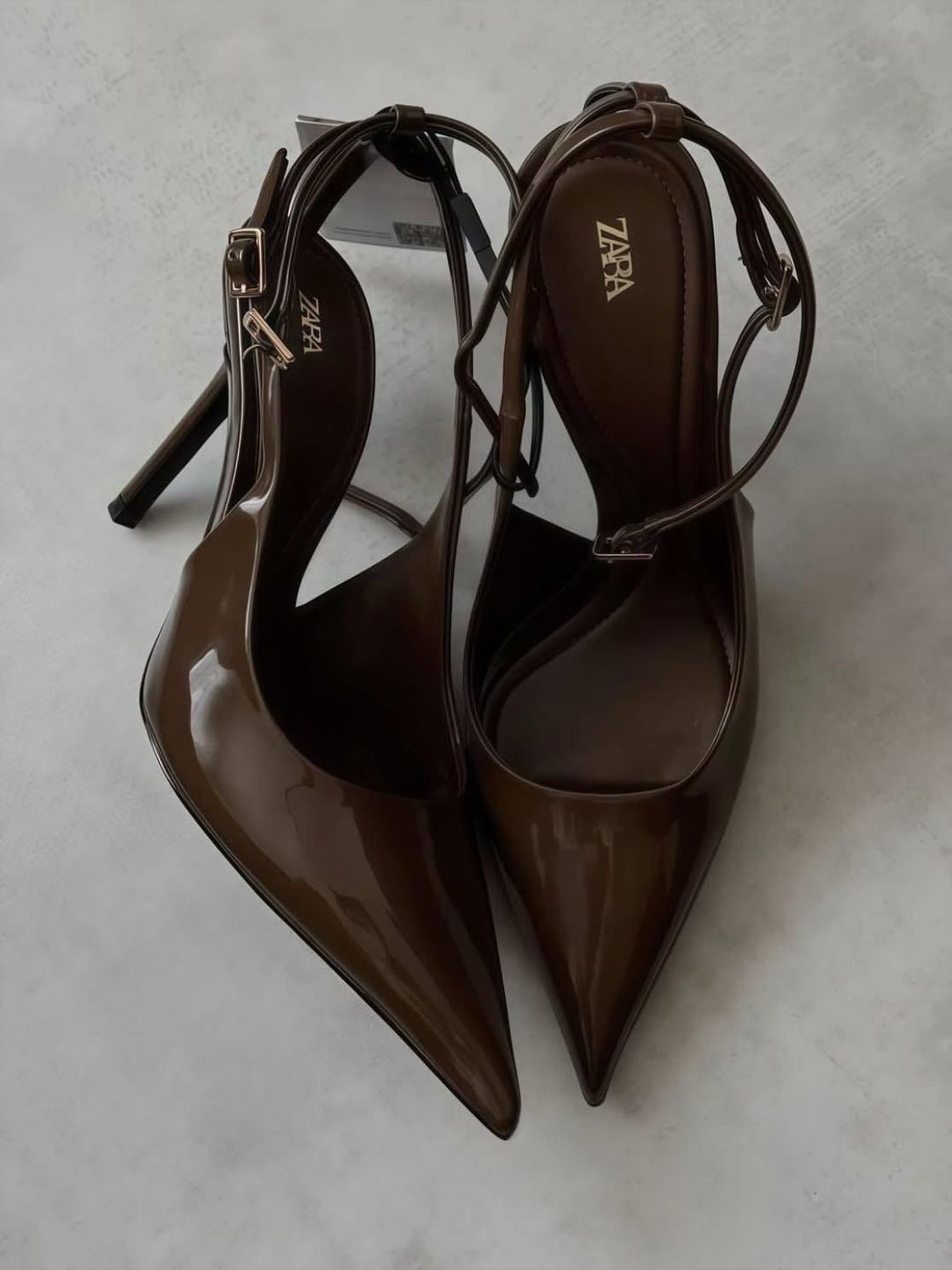 Tacones de Zara color café