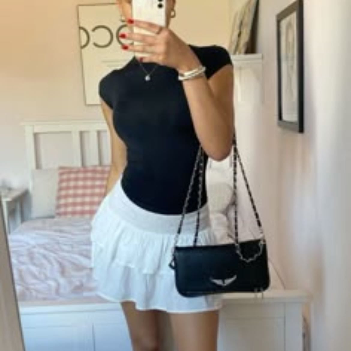 Vestuario - Viste como tú quieras,intenta poner accesorios,se elegante.