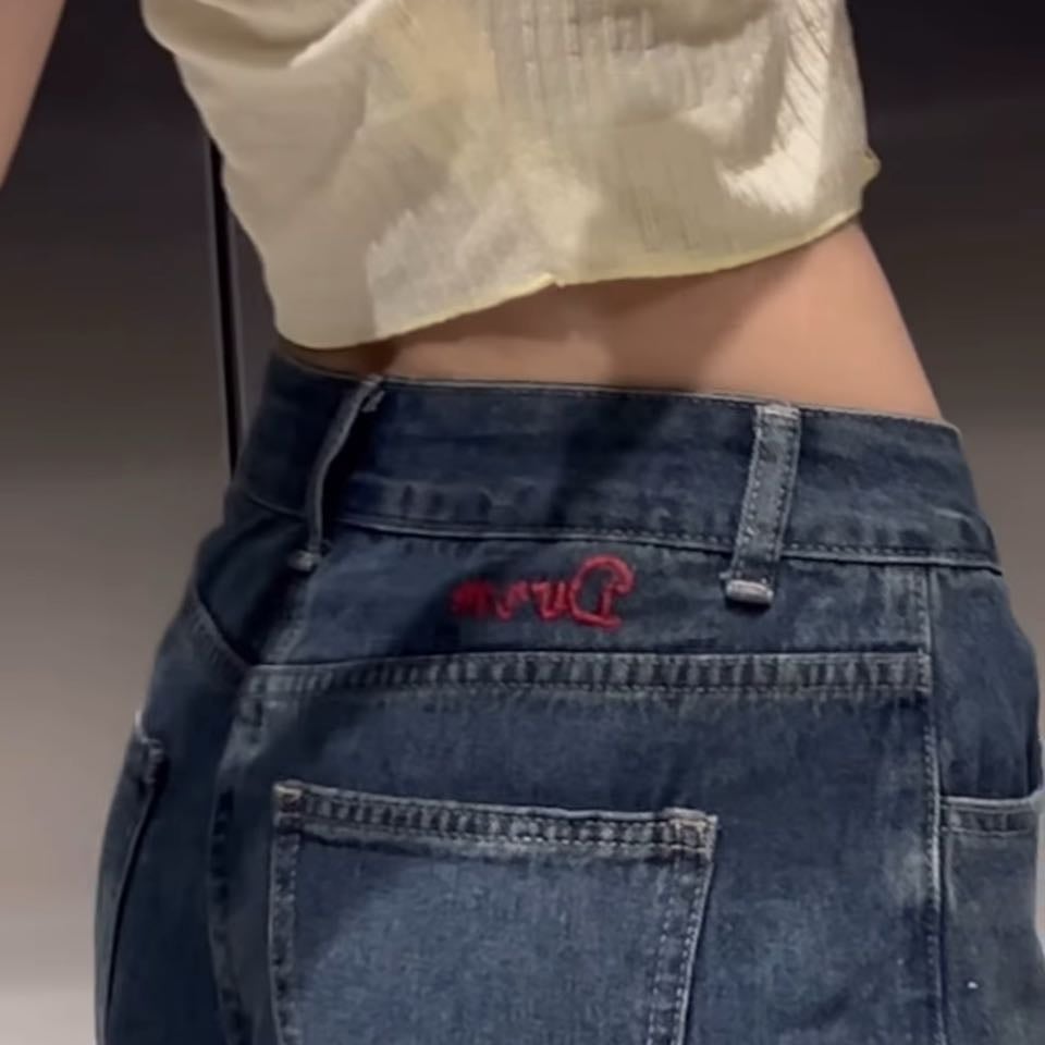 poner su inicial o nombre en mi jean - muy lana del rey de mi parte 🎀💋