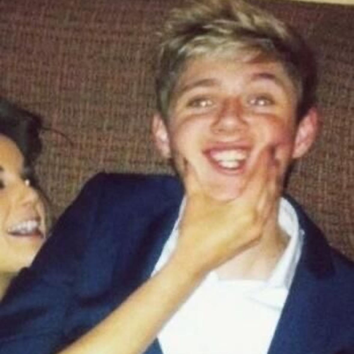 π - AHHH HES SO ADORABLE