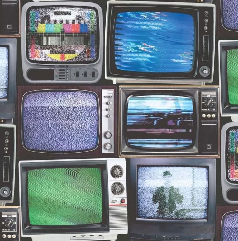 TV in loop - Movies hypelist by Via! ★