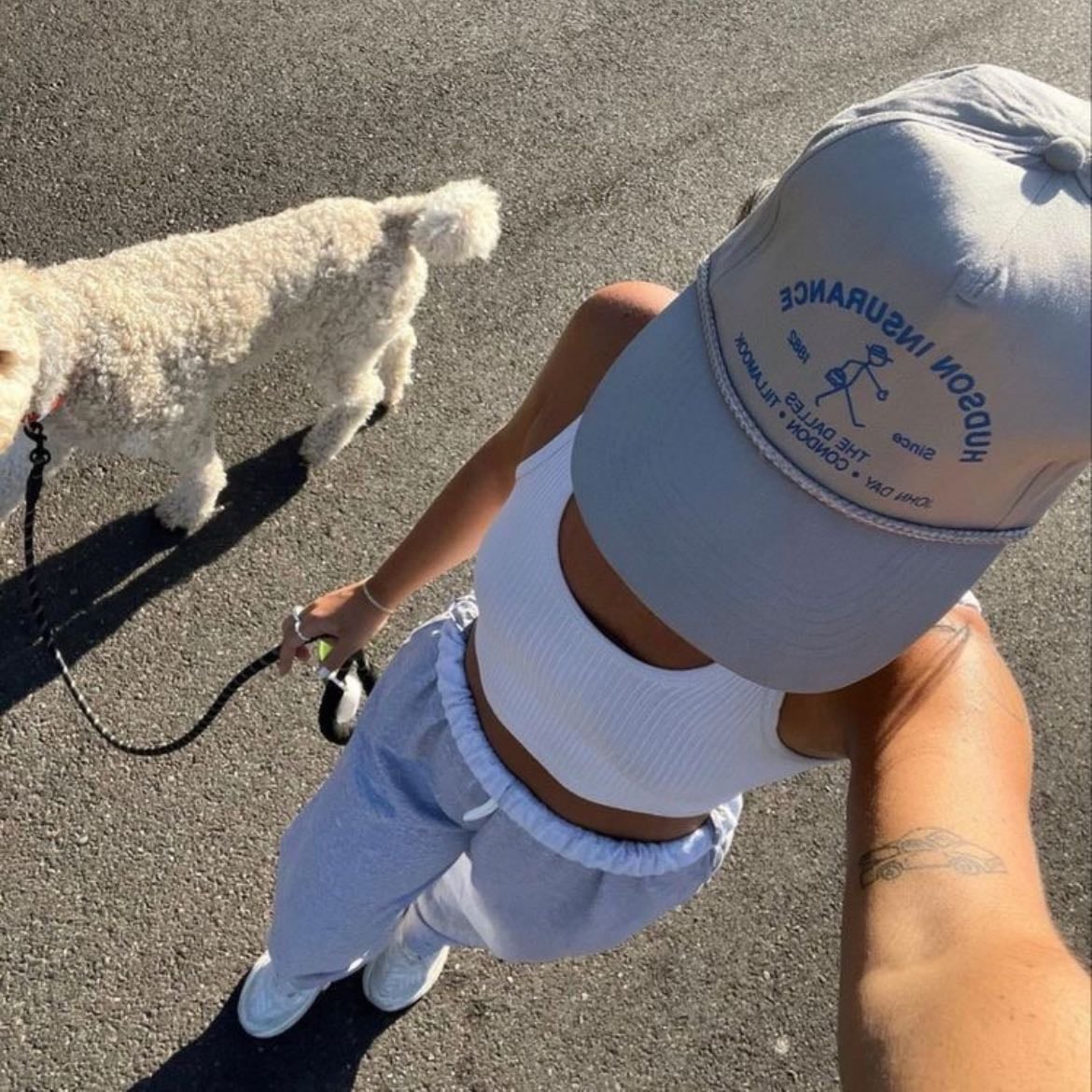 sal a caminar - puedes ir con tu perro o con tu familia