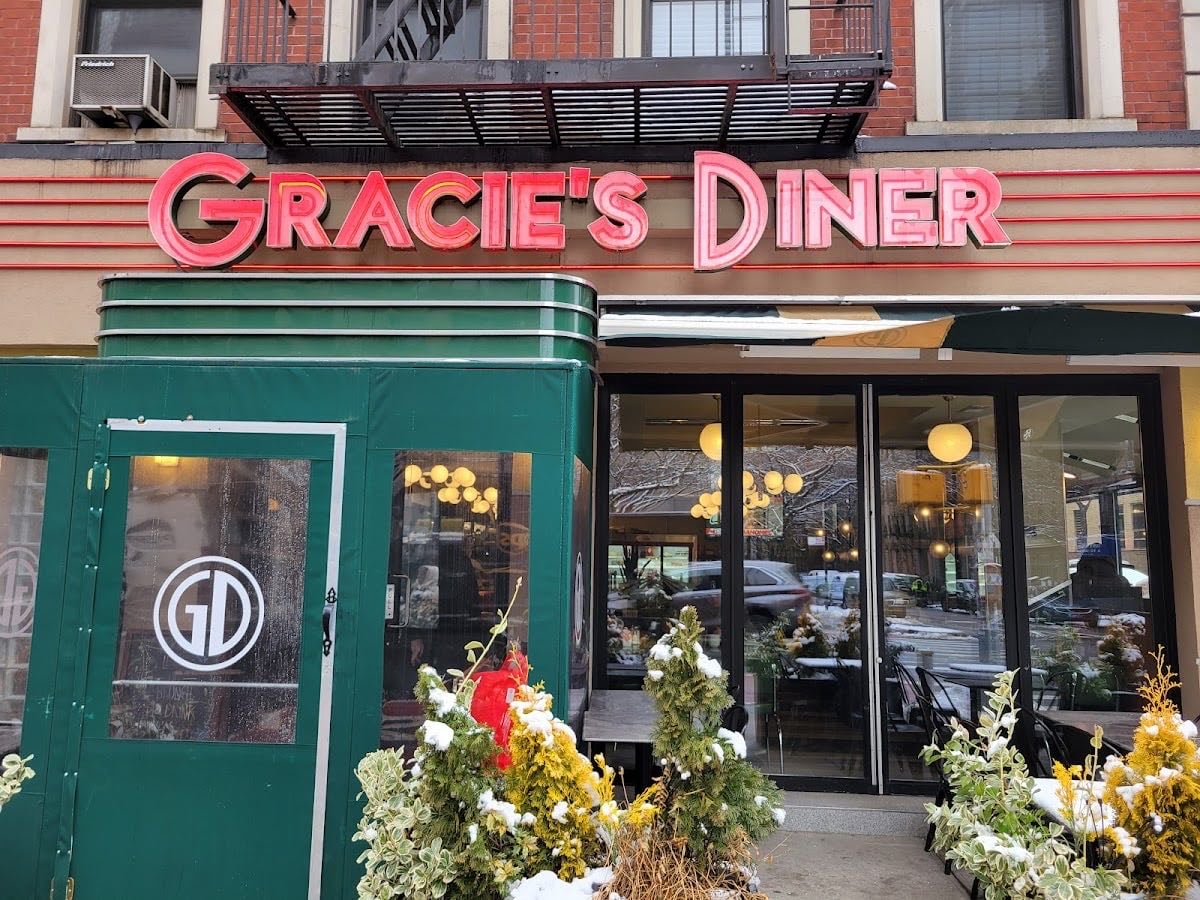 Gracie's Diner