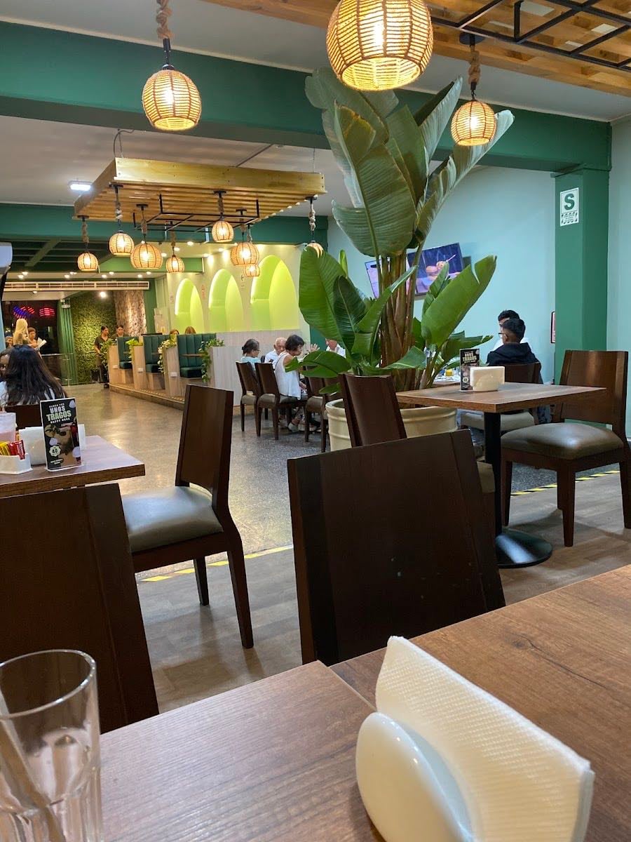 William Flores Café
