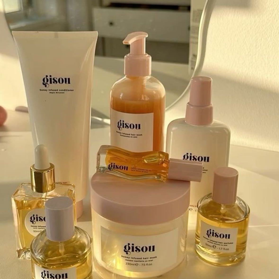Pasos cuando está seco - - Crema para peinar - Protector térmico - Sérum o aceite de pelo ( depende tu tipo de pelo y el efecto que esperas)