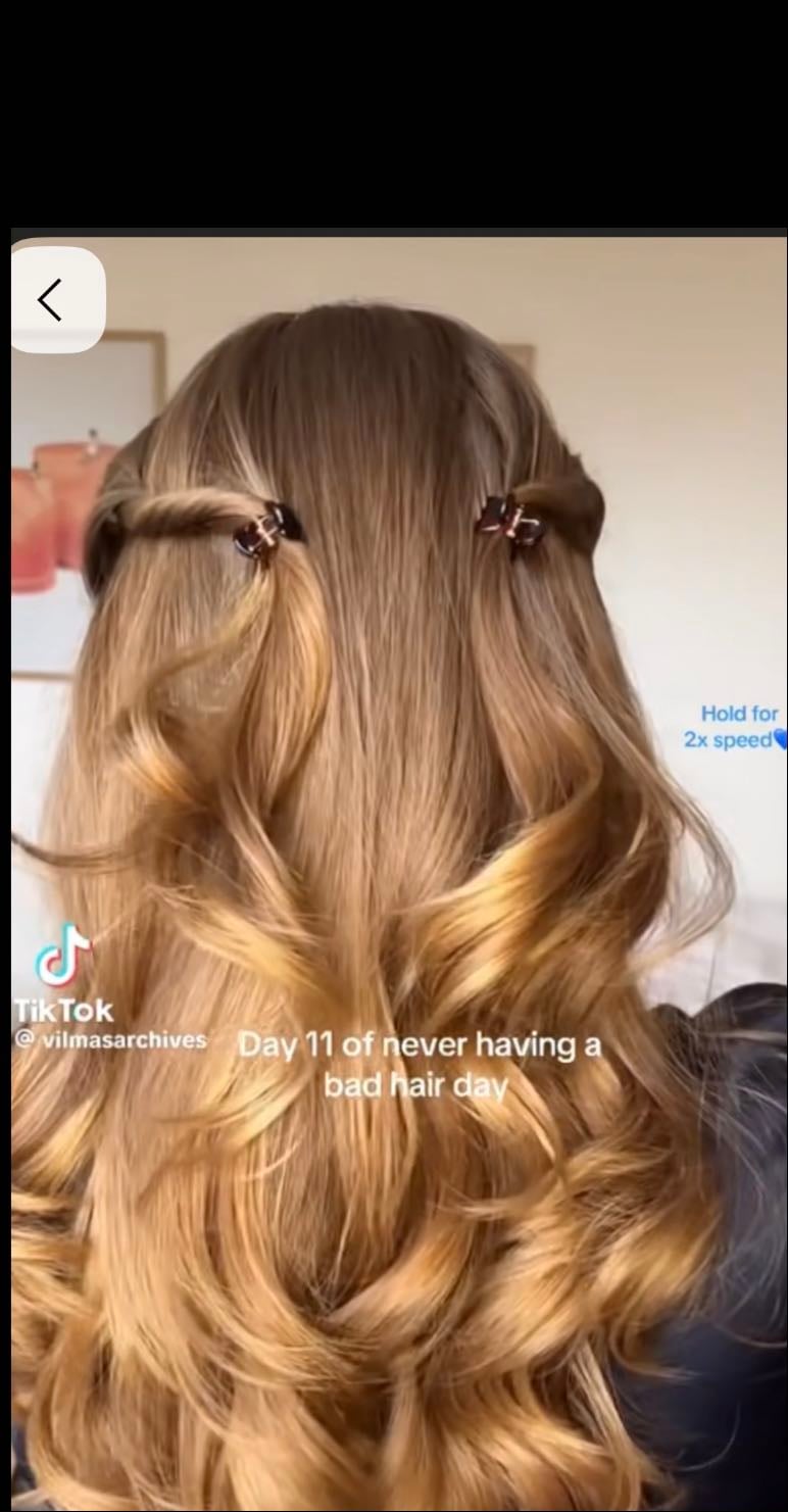 1 - https://vt.tiktok.com/ZSDe1yykW/