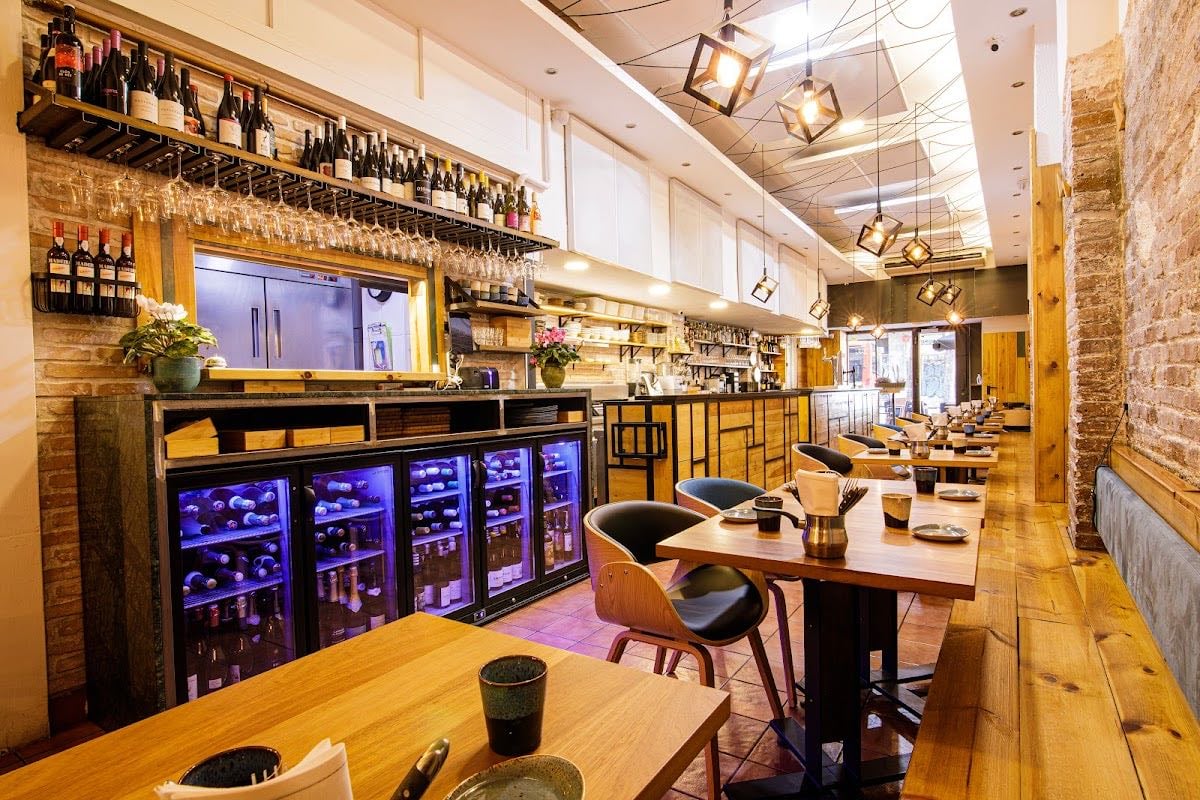 CruiX Restaurant