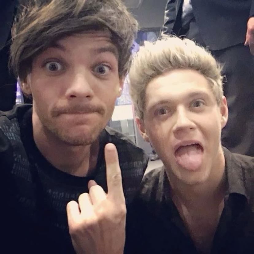 Nouis - Such a good friendship x