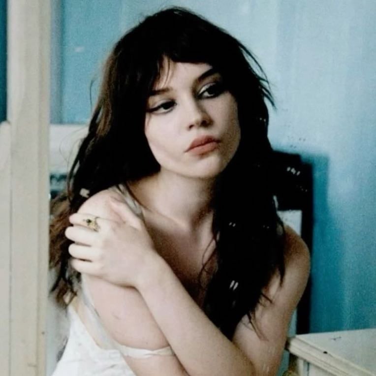 Sophie Thatcher - MOST GORG WOMAN EVER