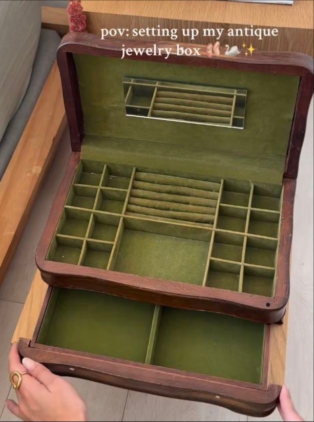 Caja de joyería - Idk which