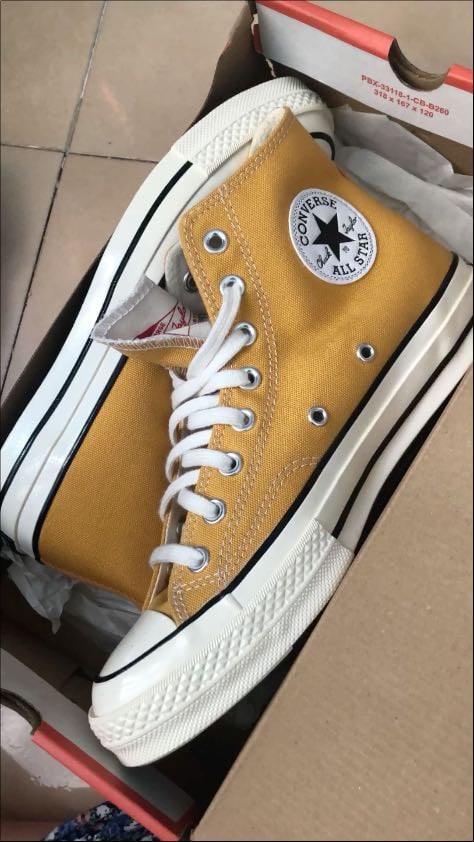 Converse mostaza