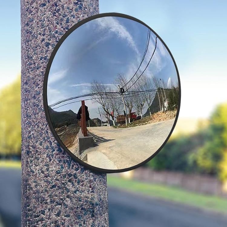 Traffic mirror