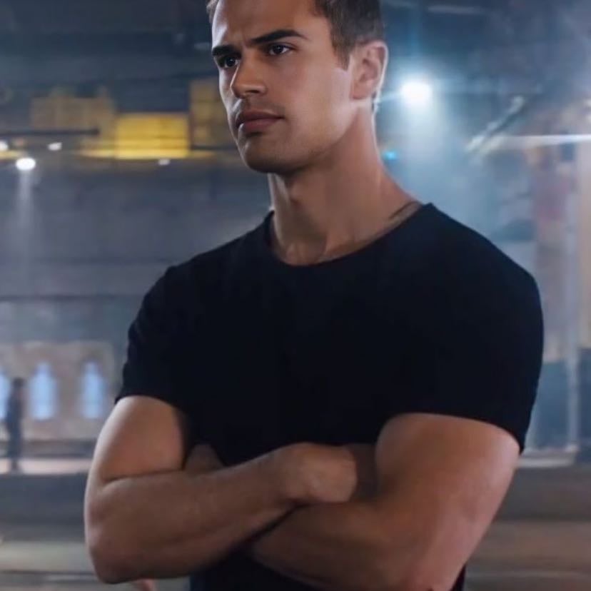 Theo James