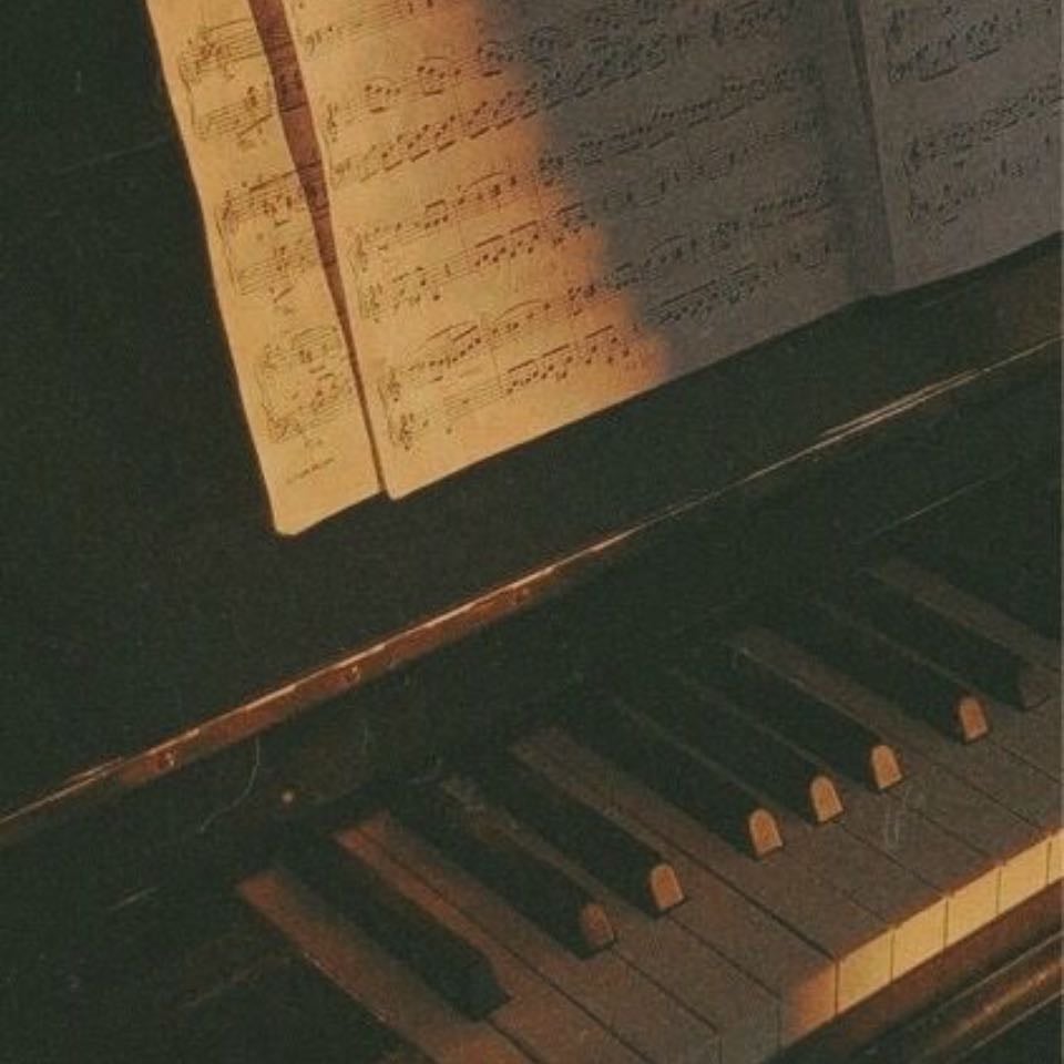 Piano music - Sounds beautiful