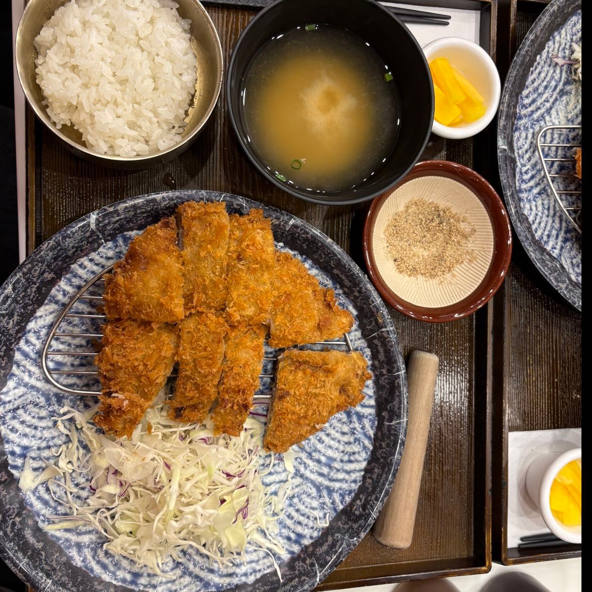 Kkosyong Pork Cutlet - € - Very cheap katsu 4000 won