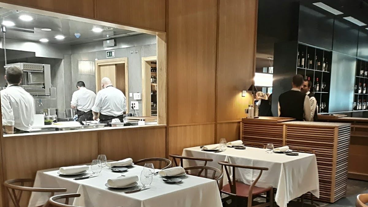 Narru Restaurant - €€€
