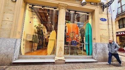Pukas Surf Shop