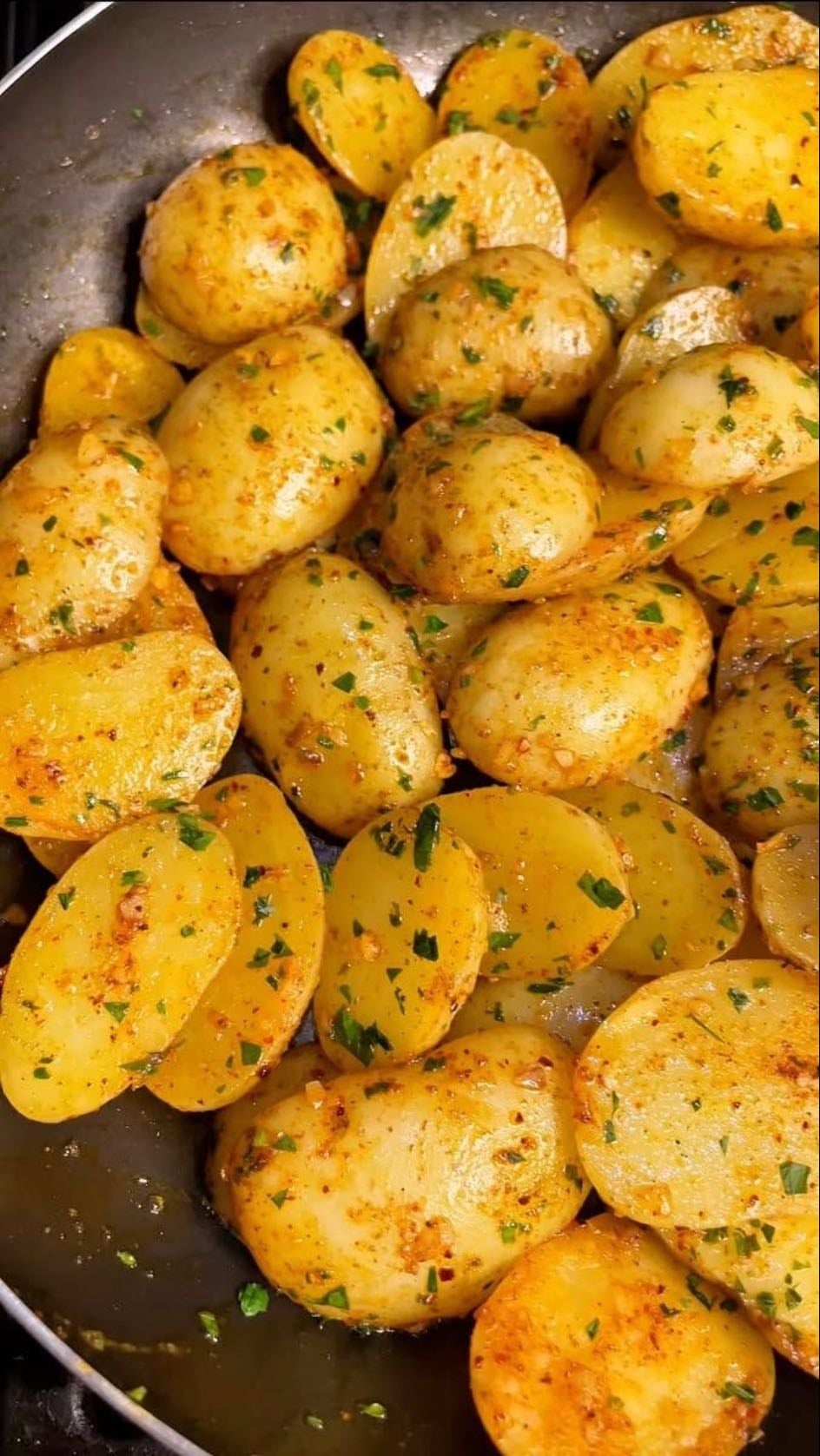 Papas al ajillo
