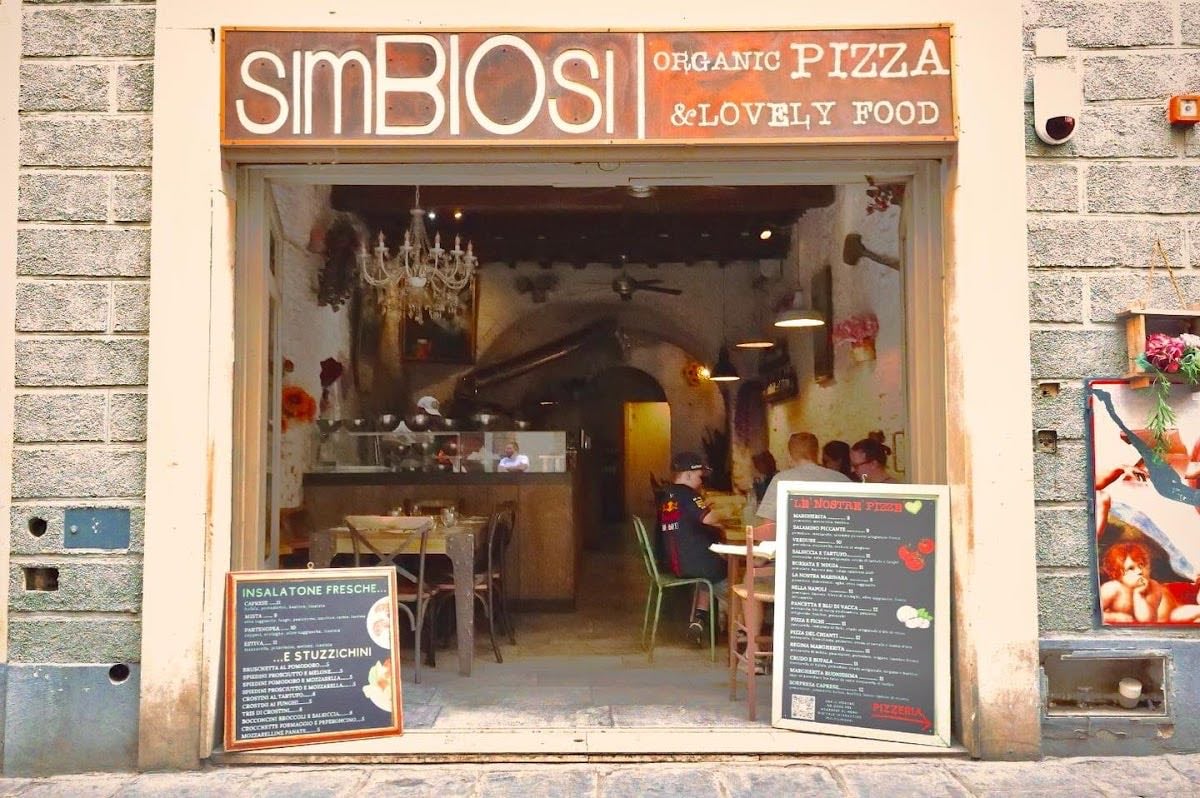 SimBIOsi Organic Pizza and lovely food