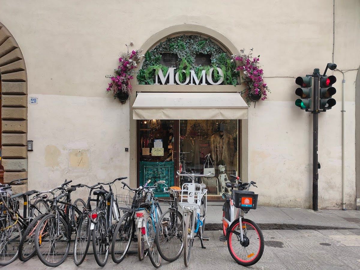 Momo Vintage