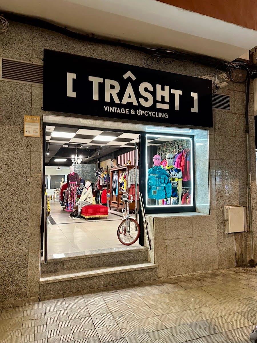 TRASHT Vintage and Upcycling